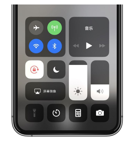 望城苹果14维修店分享iPhone 14手电筒按键灰了怎么办 